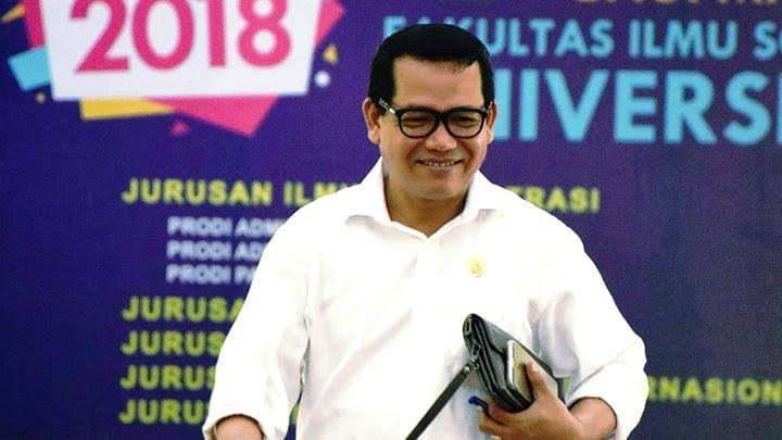 Dekan FISIP Universitas Riau Diperiksa sebagai Tersangka Dugaan Perbuatan Cabul Mahasiswi