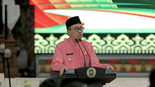 Gubernur Syamsuar Buka Suara Soal Pelengseran Ketua DPRD Pekanbaru, Ini Alasan Keputusan Belum Terbit