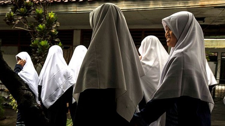 Siswi di Sragen Jawa Tengah Dirundung karena Tak Pakai Hijab, Begini Respon KPAI