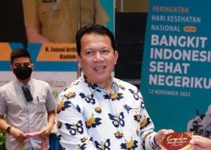 Vaksinasi Polio di Riau Rendah, Kadiskes Zainal Arifin Tak Jawab Soal Kehalalan Vaksin 