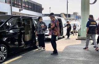 Heboh Mobil Alphard Menkeu Sri Mulyani Masuk ke Apron Bandara, Pengamat Penerbangan Keras Ngomong Begini