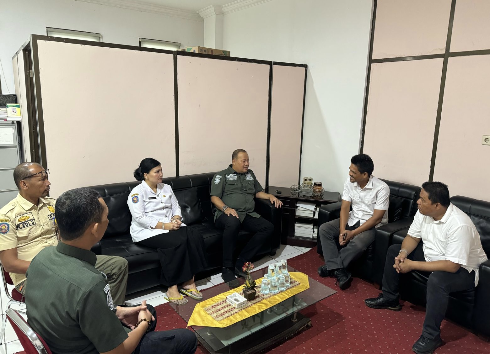 Memasuki Masa Tenang, Polda Riau dan Satpol PP Razia APK Pemilu 2024