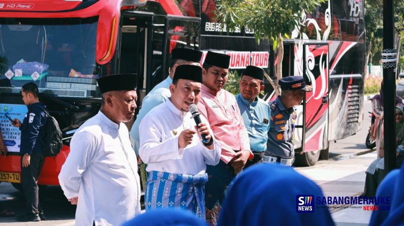 Wakil Bupati Husni Merza, Lakukan Pelepasan Kafilah Kabupaten Siak Untuk Mengikuti MTQ Ke-XLII Provinsi Riau Di Dumai